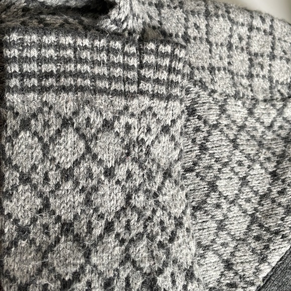 Pandemonium boys button up sweater with cord elbow pads size 4T worn once - Picture 7 of 8